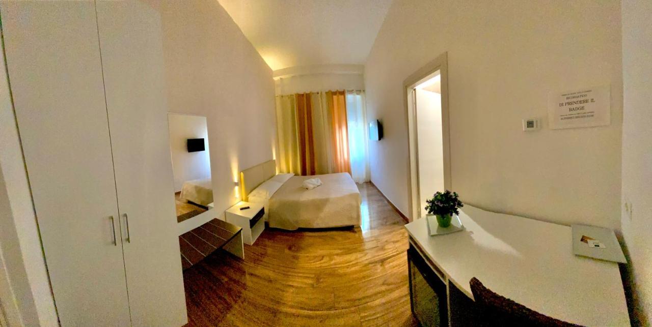 B&B Al Volo Foggia Buitenkant foto