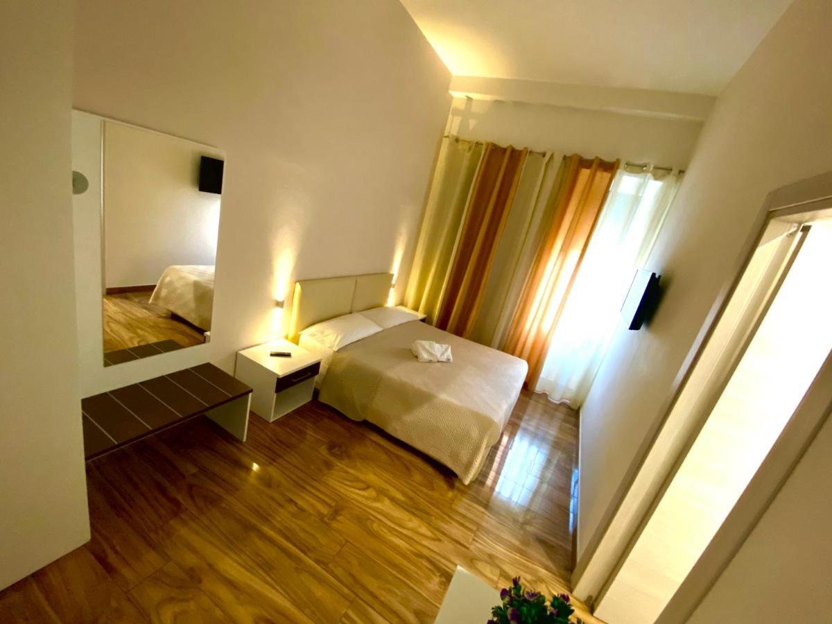 B&B Al Volo Foggia Buitenkant foto